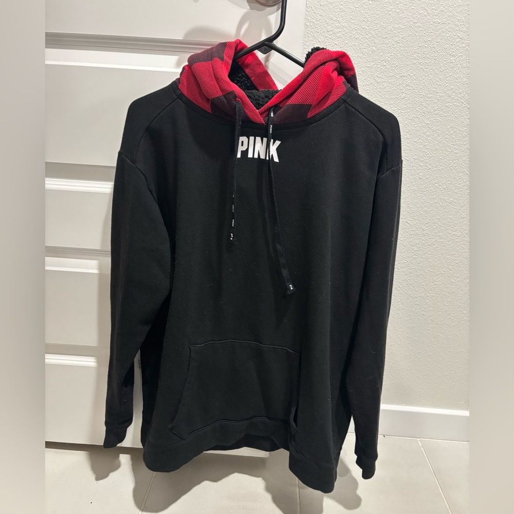 PINK Victoria's Secret Black and Red Women's Sweater
